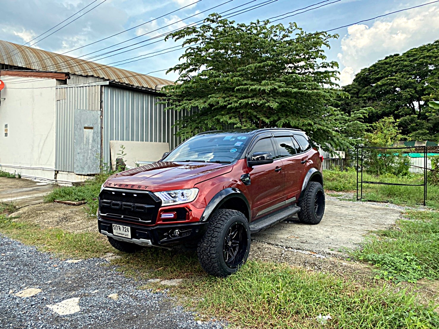 FORD EVEREST จัดทรงเมกาที่ STEP9