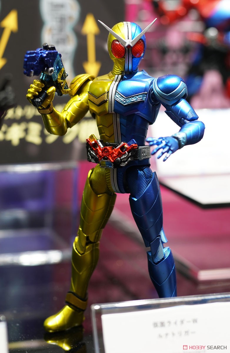 Figure-rise Standard Kamen Rider Double Luna Trigger (Plastic model)