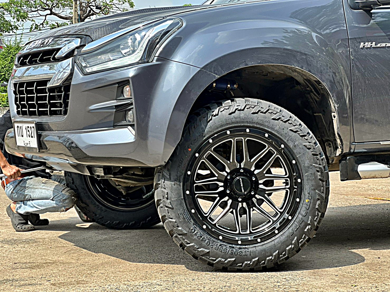 D_MAX_จองคิวมาจากจันทบุรี ทำทรงเมกาที่ STEP9