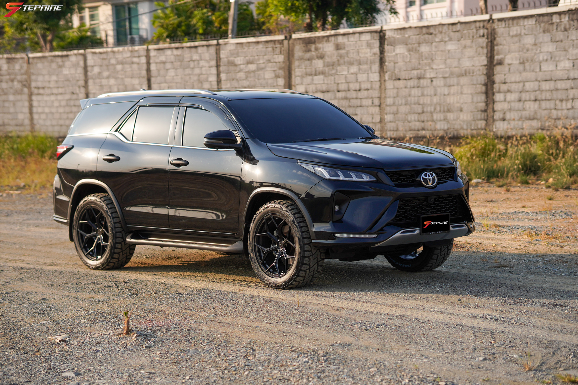 TOYOTA FORTUNER ทรงมาเฟียล้อแท้ ENZO FORGED