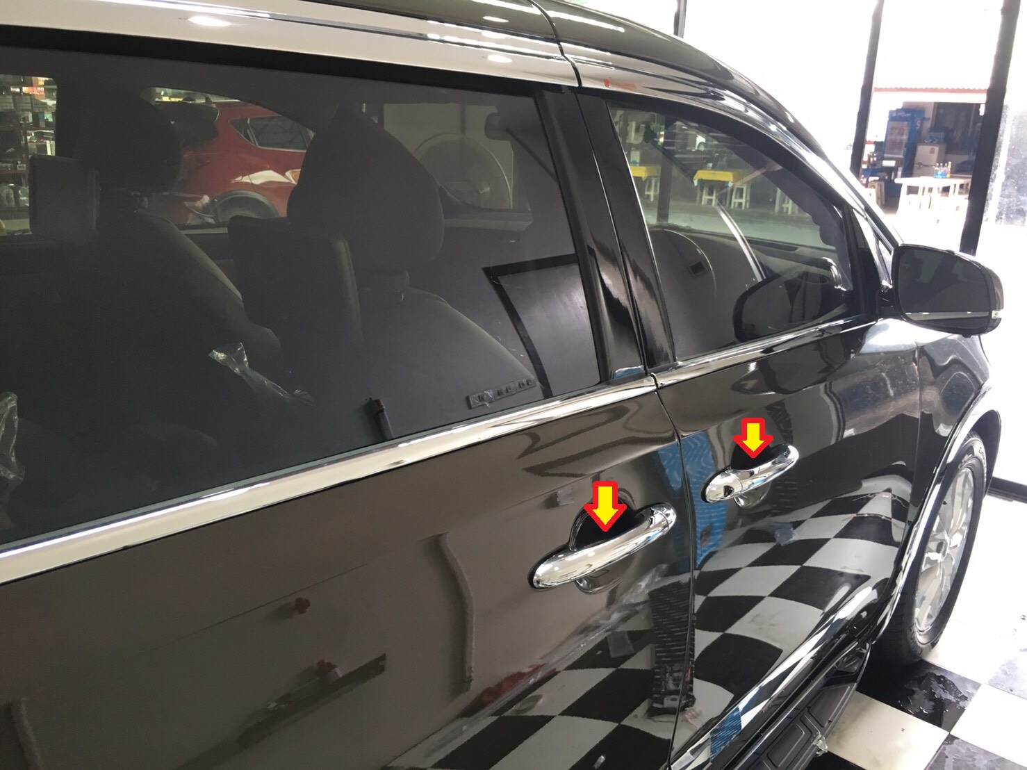 Door Catch Molding For Grand Carnival 2015 - ชุดโครเมี่ยมครอบมือจับประตู 4 ชิ้น