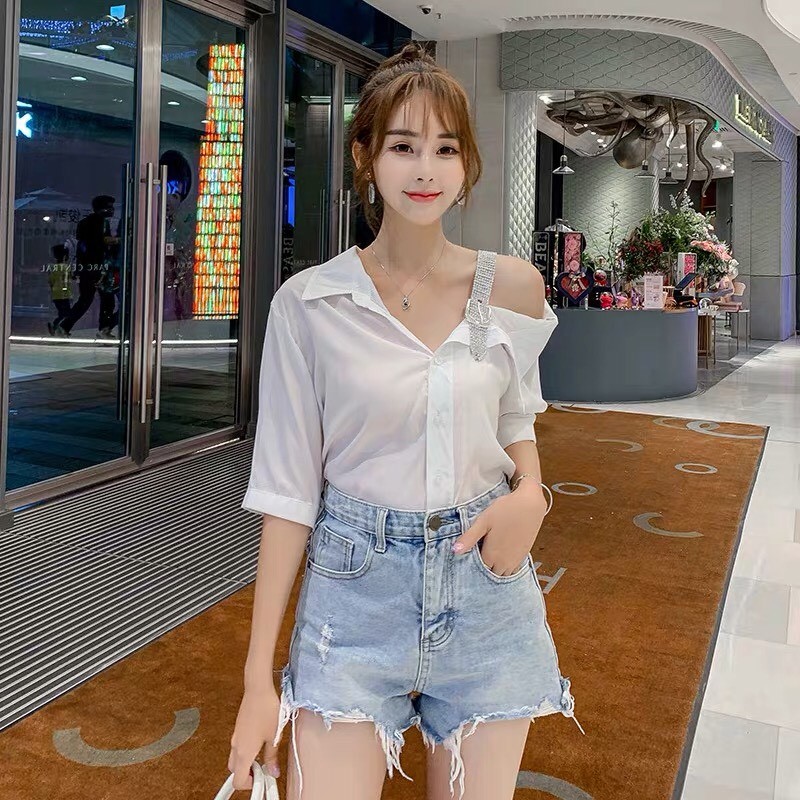 เสื้อเชิ้ตแต่งเพชร