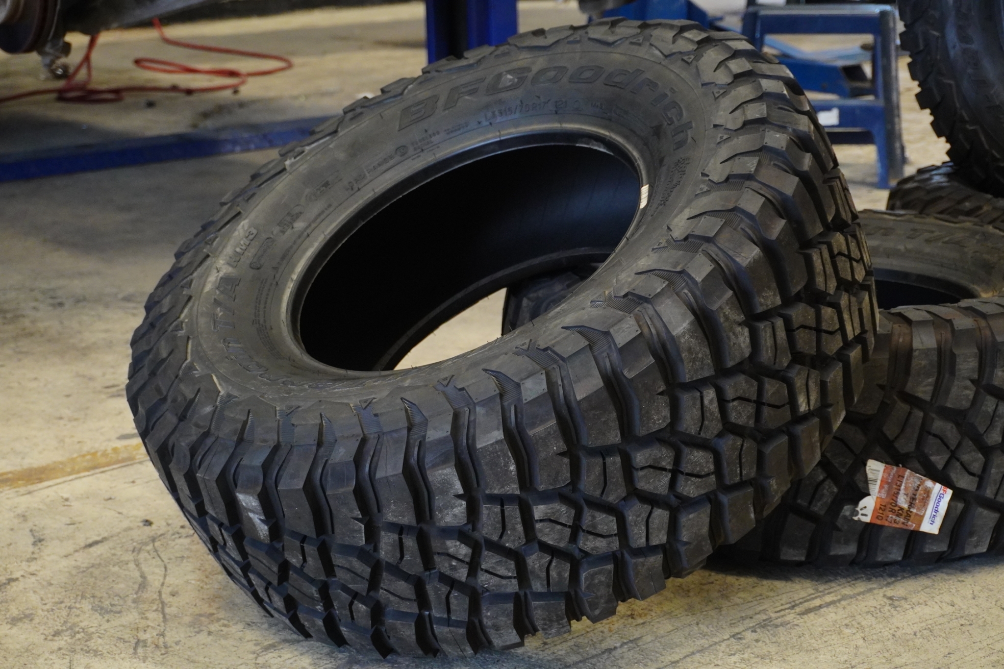 ยาง BF 315/70R17 KM3 ราคาถูกที่ STEP9