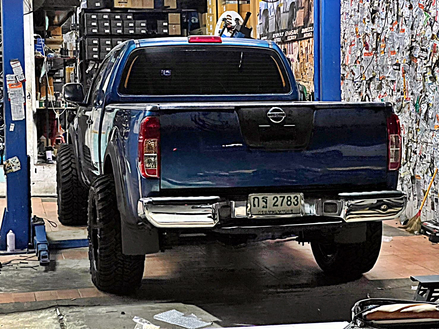 NISSAN_NAVARA_แปลงร่าง ทรงเมกา