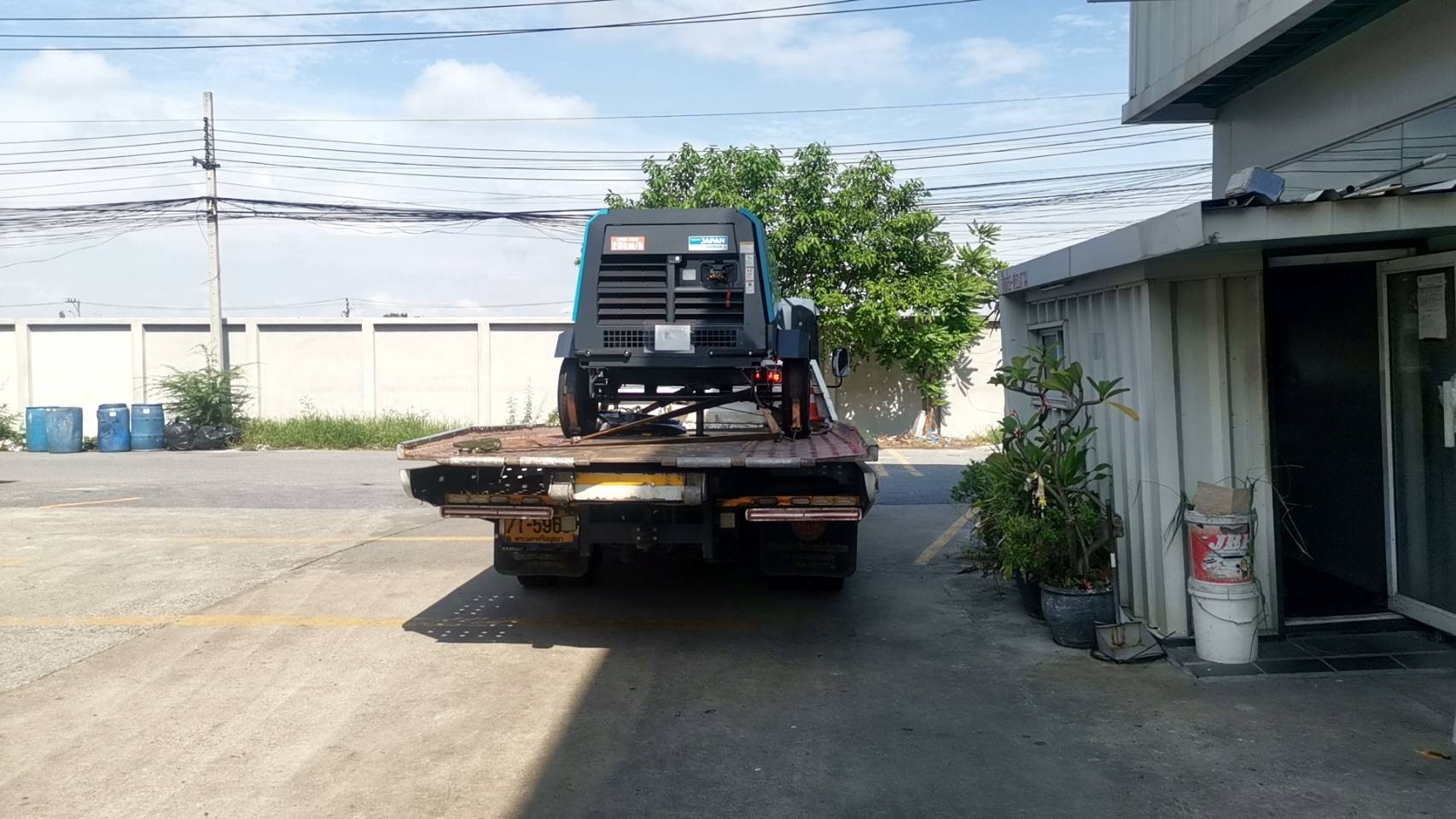 Airman ปั้มลมเคลื่อนที่ รุ่น PDS185S-6C2 (185CFM)