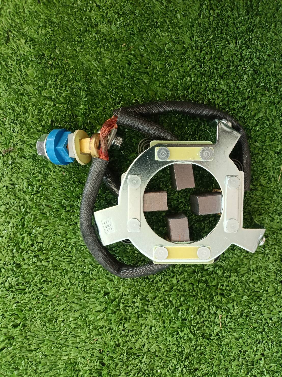 Brush Assembly EWX 12000