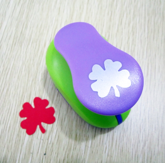 Punch เจาะกระดาษ 1.5นิ้ว (3.5cm) รูปใบไม้