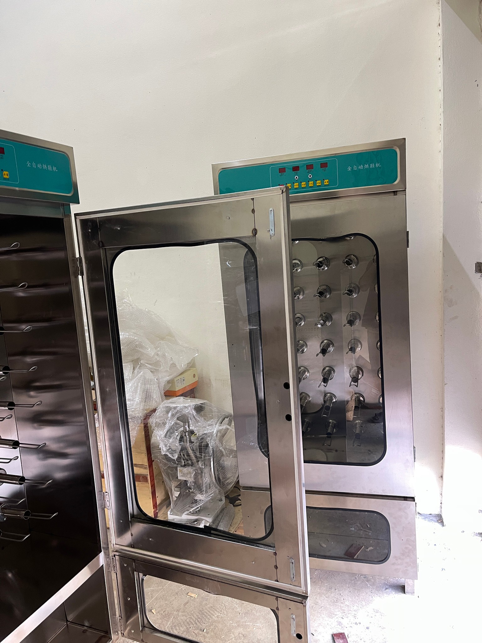 เครื่องอบเป่าแห้งรองเท้า Shoe drying machine xjx hxj