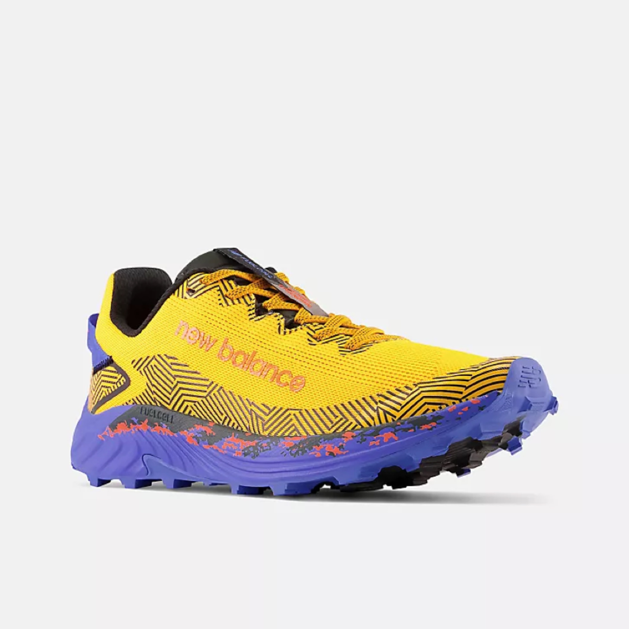 รองเท้าวิ่งเทรล New Balance FuelCell Summit Unknown (M11US)