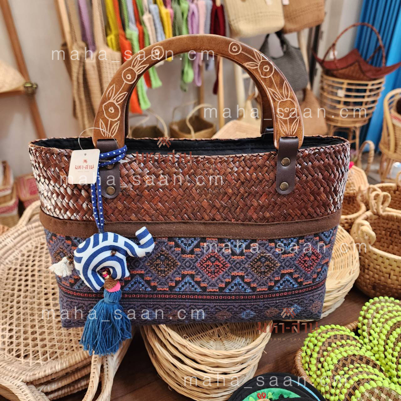 พวงกุญแจผ้า handmade ช้าง แมว หมา ปลา ตกแต่งลวดลาย ห้อยกระเป๋า ของฝาก ของขวัญ Keychian 🪿