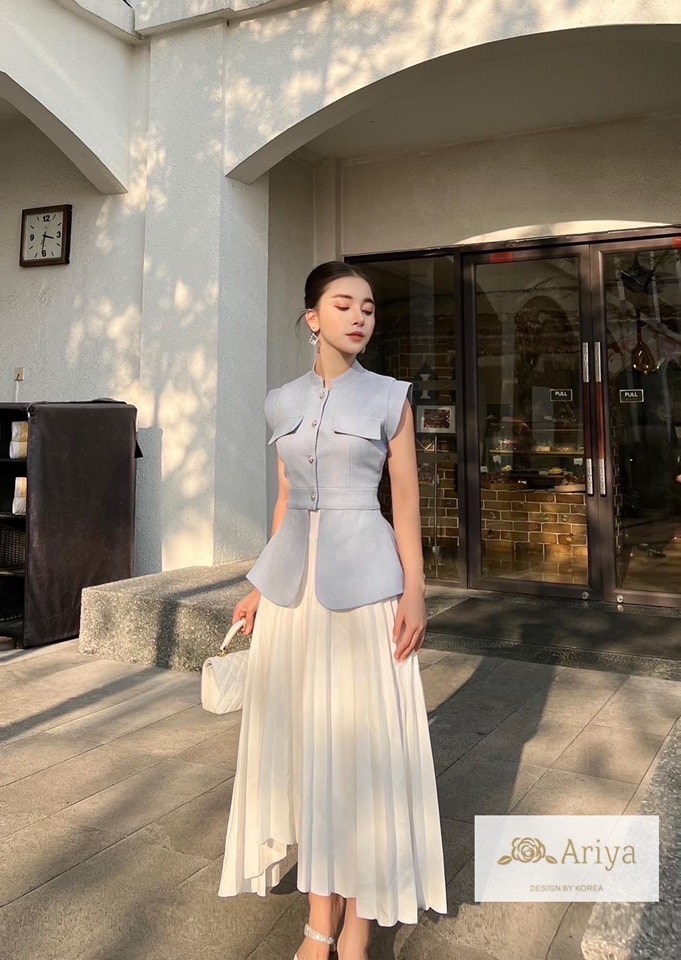 เซ็ต เสื้อกระโปรงอัดพลีท ทรงสวย งานตัดเย็บคุณภาพ งานสวยรแน่นอน สวยมาก ใส่ทำงาน ใส่สบายใส่ทำงาน ความสวยเป๊ะจัดเลย ใส่เที่ยว