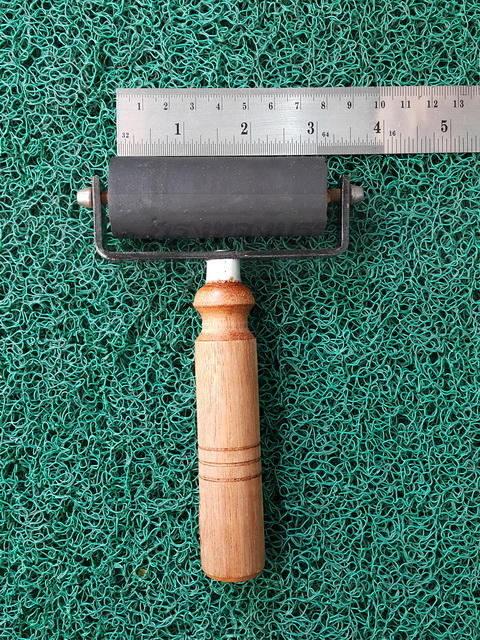 ลูกกลิ้งยาง