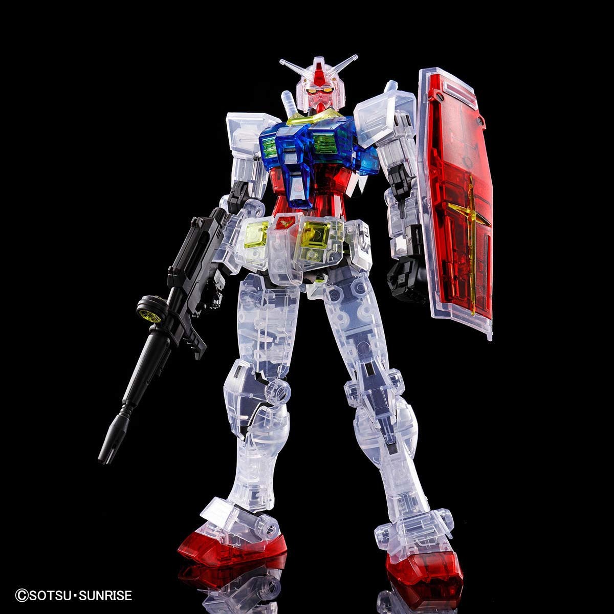 HG 1/144 RX-78-2 GUNDAM [BEYOND GLOBAL - CLEAR COLOR]