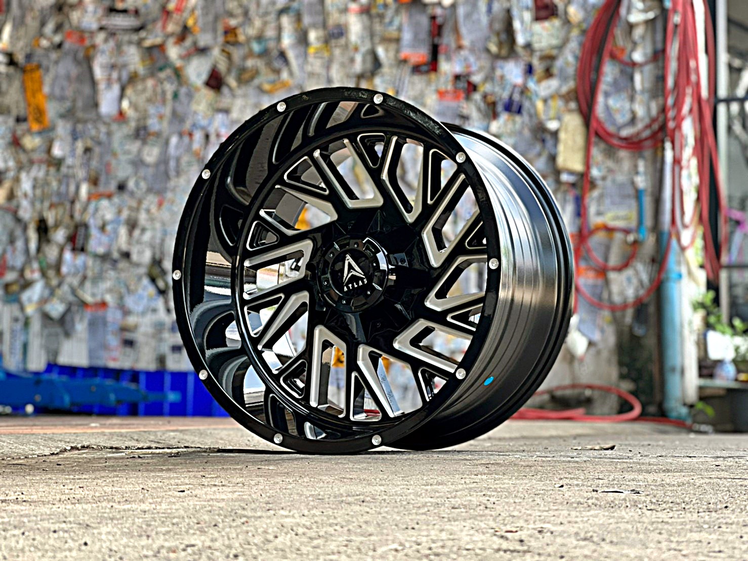 มาใหม่ ATLAS LP105 20X12.0 ET-44 6/139.7