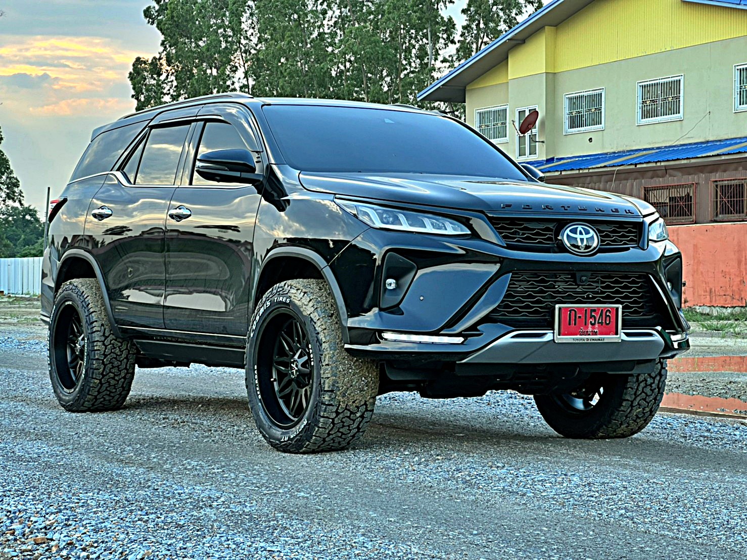 #TOYOTA_LEGENDER_จองคิวจากชัยนาท ไม่ยก ใส่ล้อออฟลบ