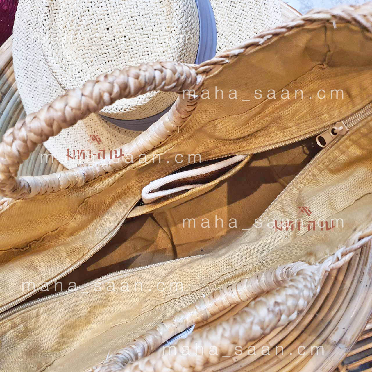 กระเป๋าสาน ผักตบชวา แบบถือ ทรงคล้องแขน เรียบหรู 🎃