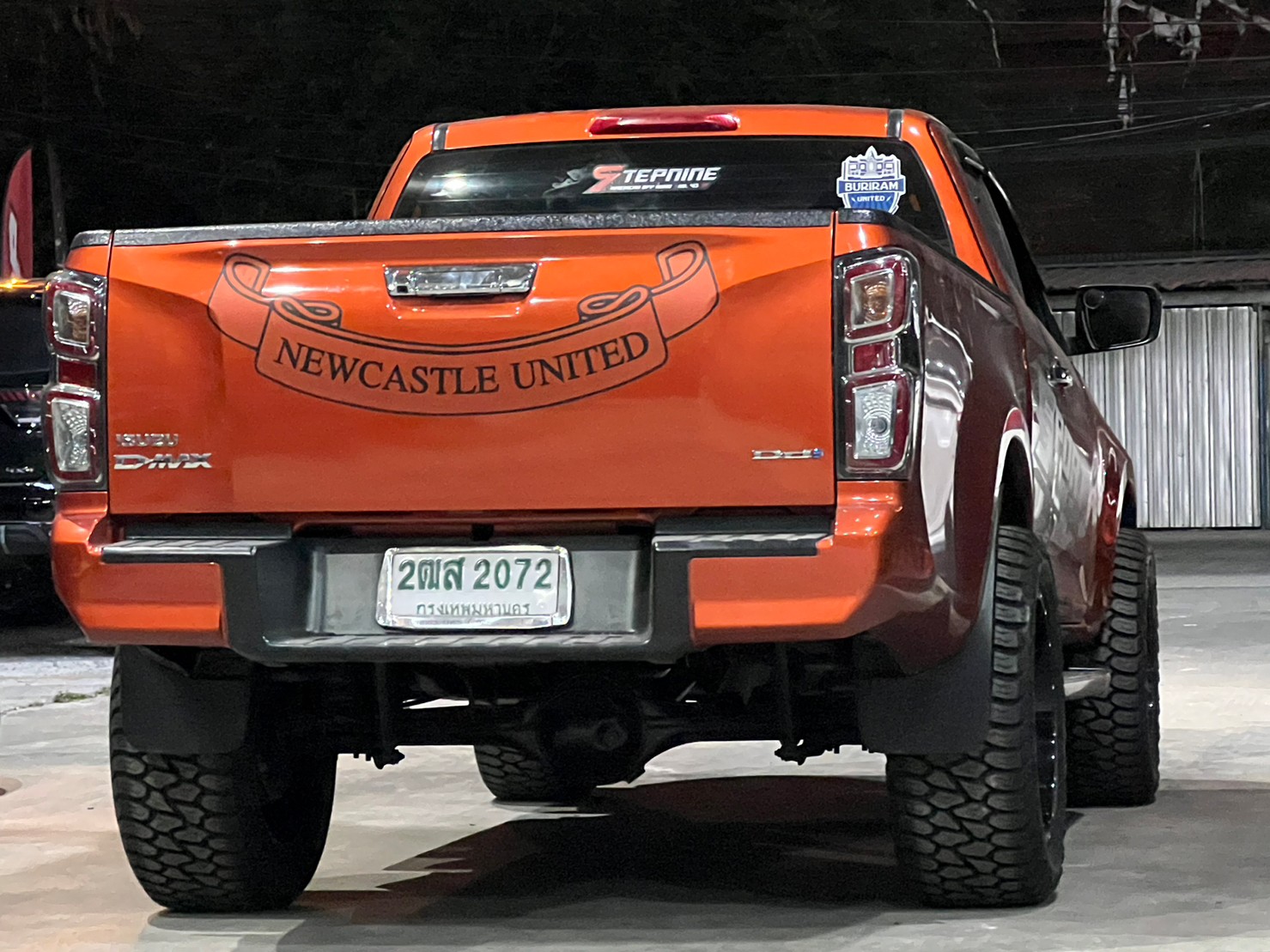 ISUZU D-MAX แต่งทรงเมกาที่ STEP9