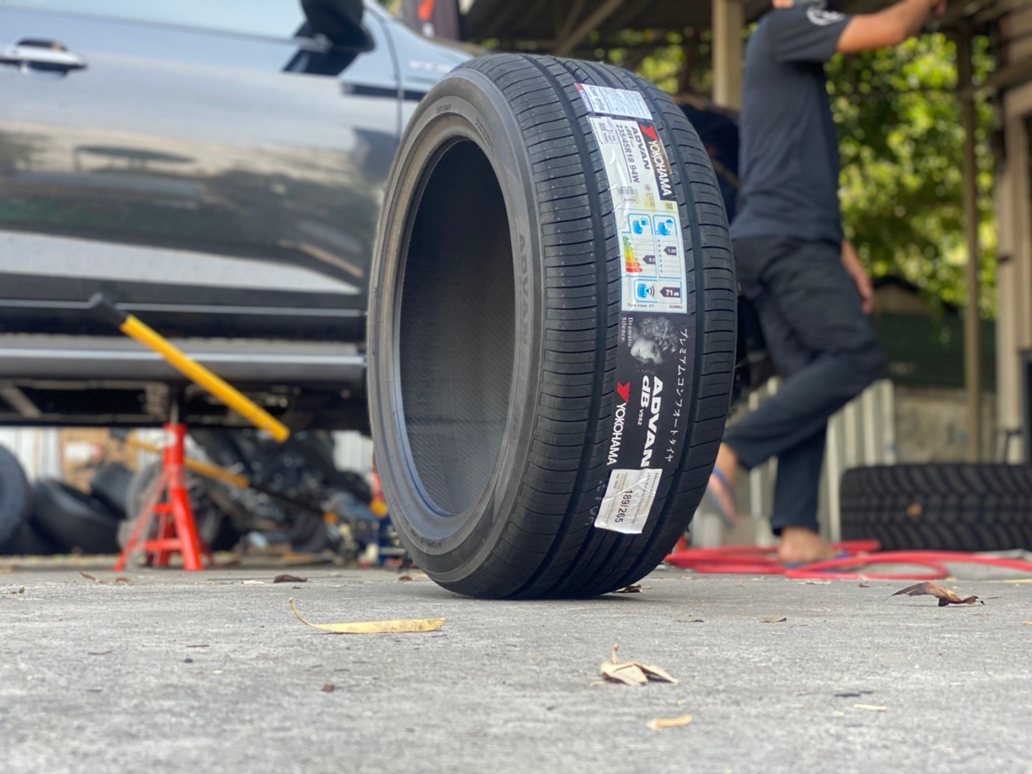 YOKOHAMA ADVAN DB V552 235/45-18 ราคาพิเศษที่ STEP9