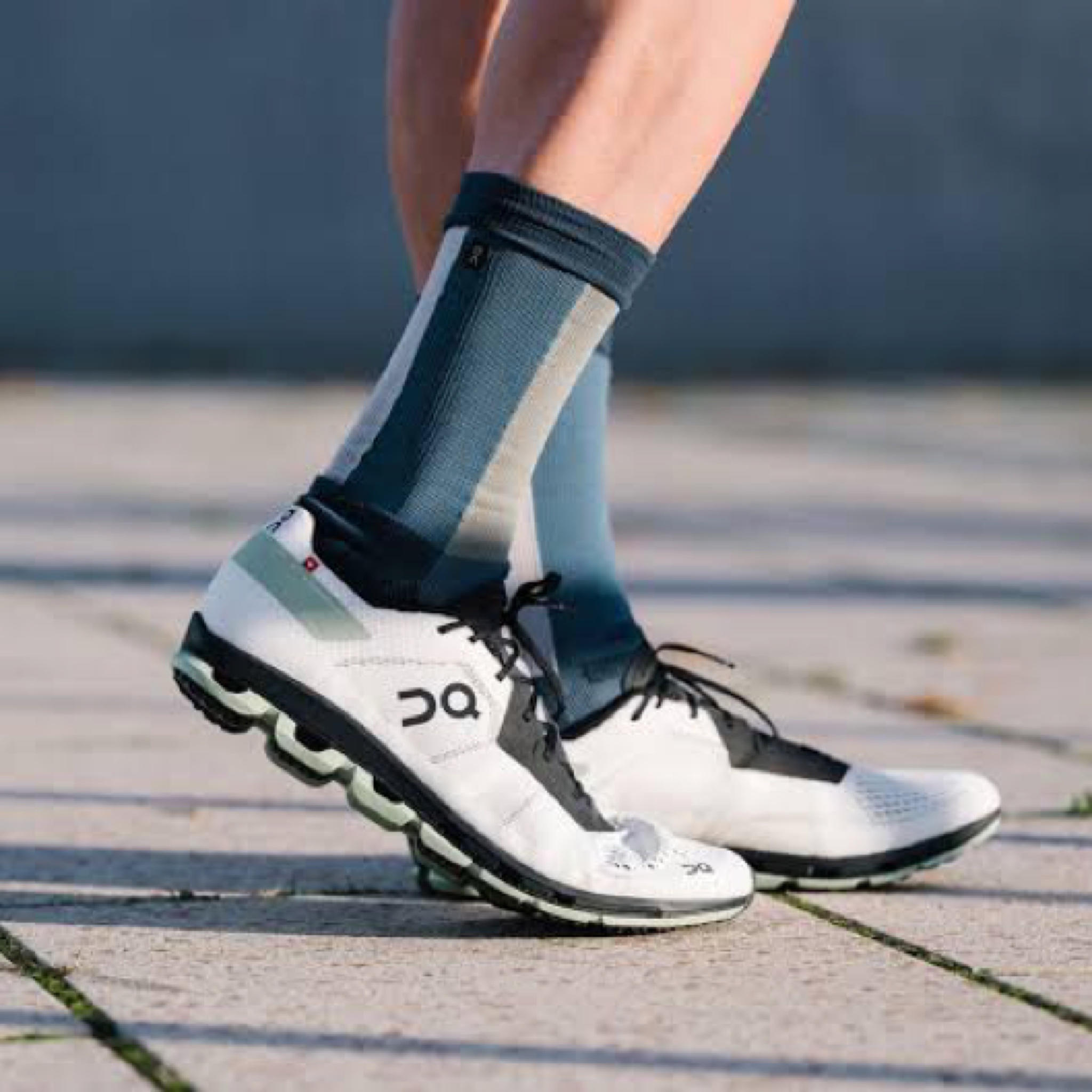 รองเท้าวิ่ง On CloudFlash #มือ2 (W7US) Women