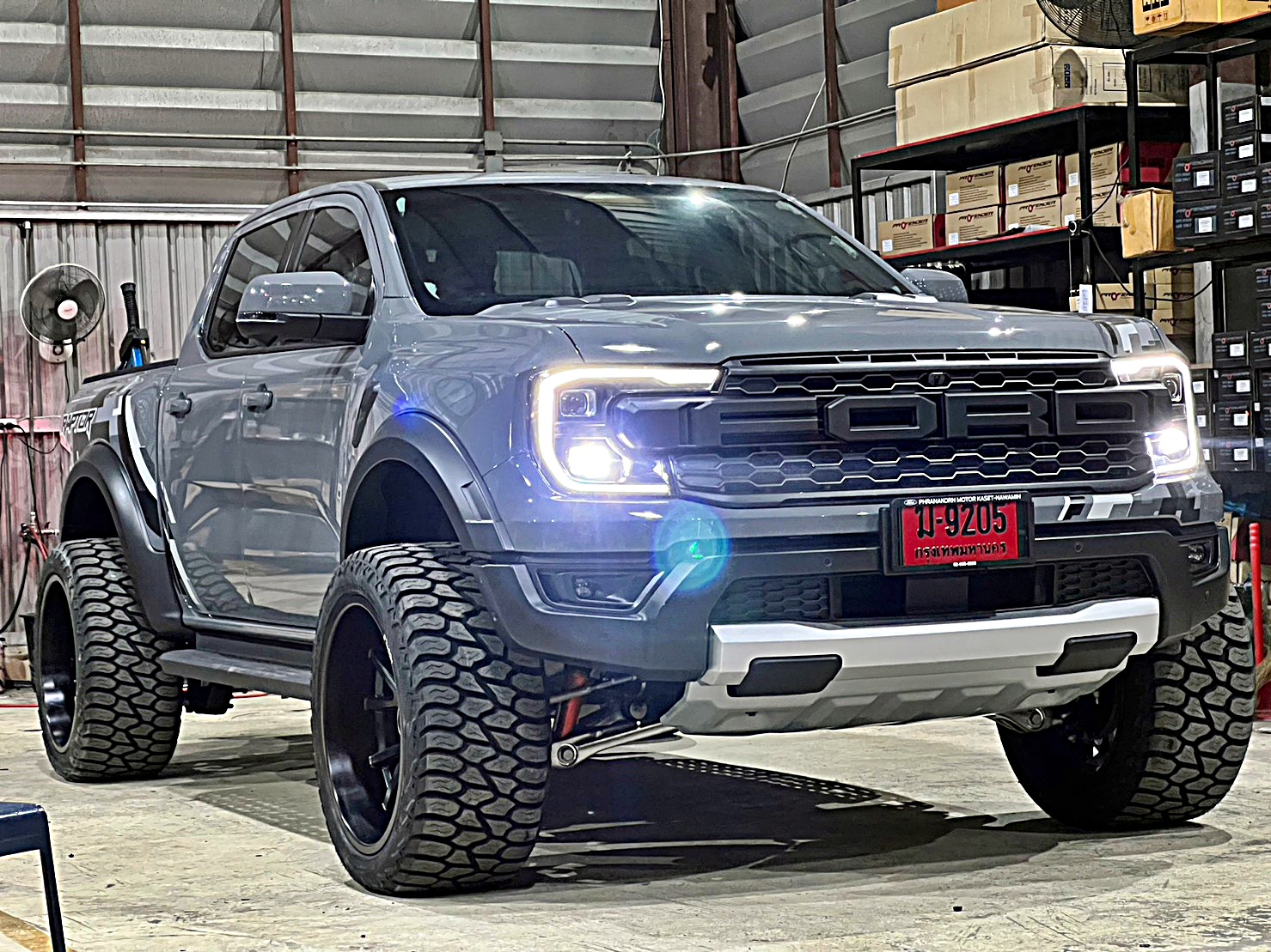 ส่งงาน RAPTOR V6 หล่อจบ ที่ Step9 ล้อแท้ HOSTILE H113