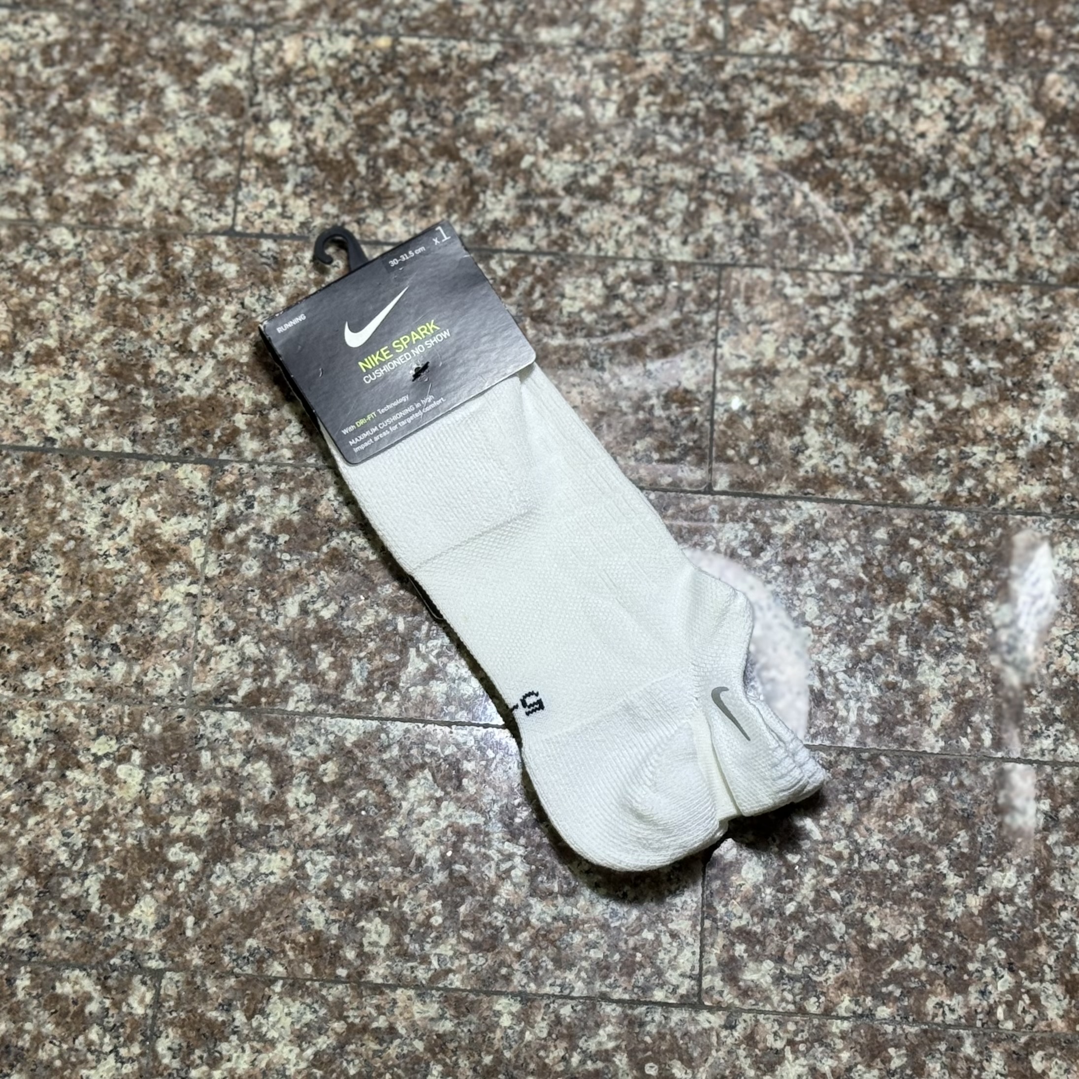 ถุงเท้าวิ่ง Nike Spark Cushioned No-Show Running Socks ‘WHITE’ (XL)