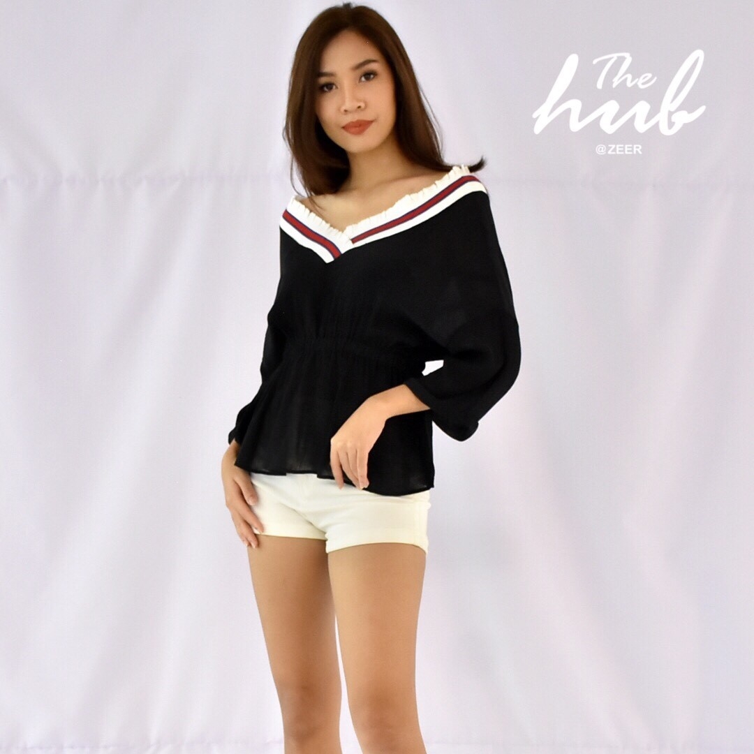 เสื้อคอวีแต่งแถบจั๊มเอว