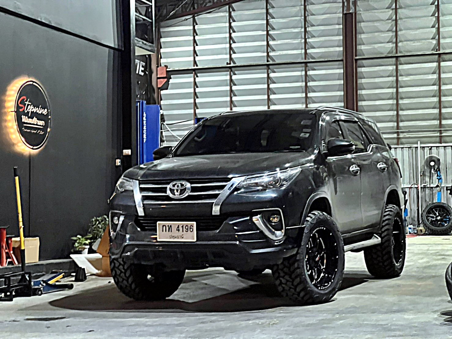 TOYOTA_FORTUNER_จองคิวมาจากปทุมธานี ทำทรงเมกาที่ STEP9