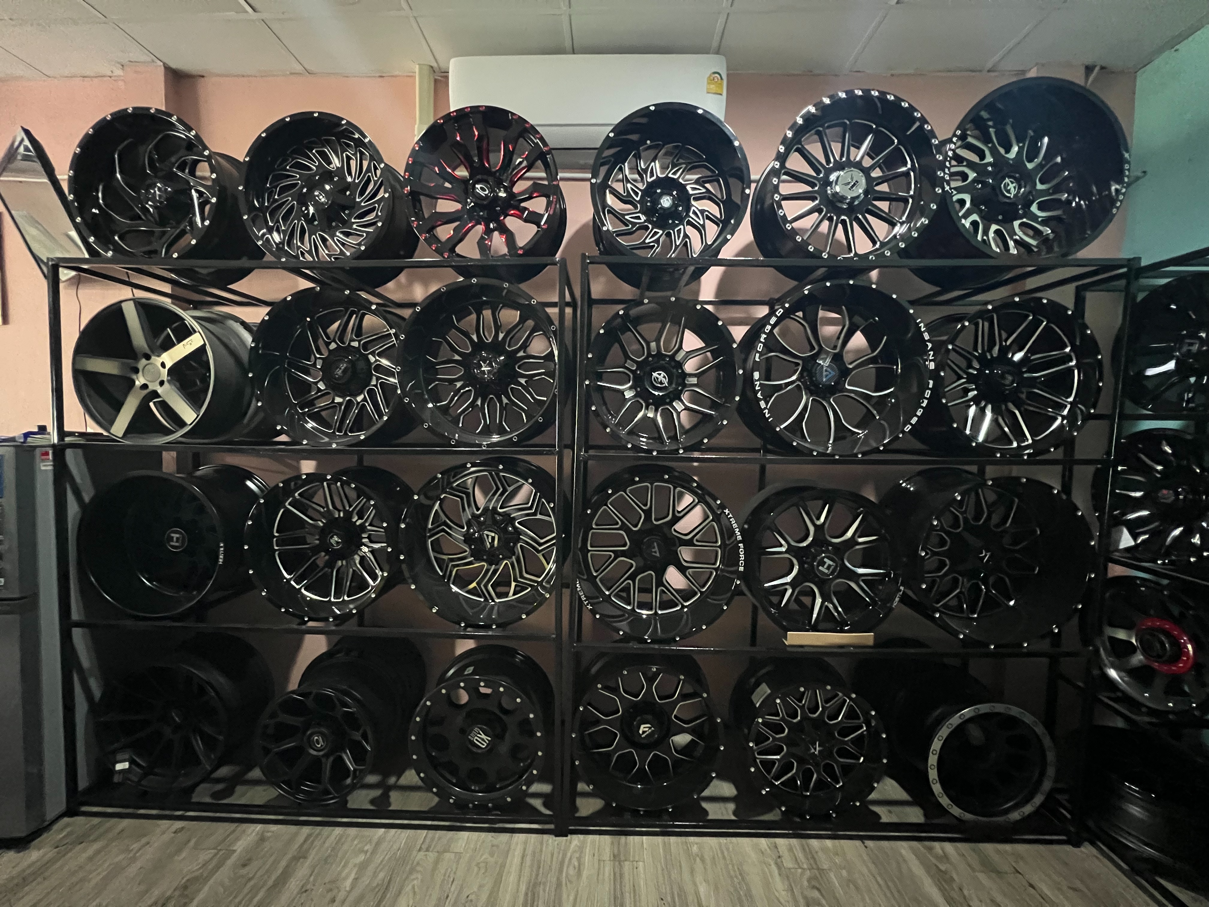 ล้อทรงเมกา ขอบ22 ราคาพิเศษ