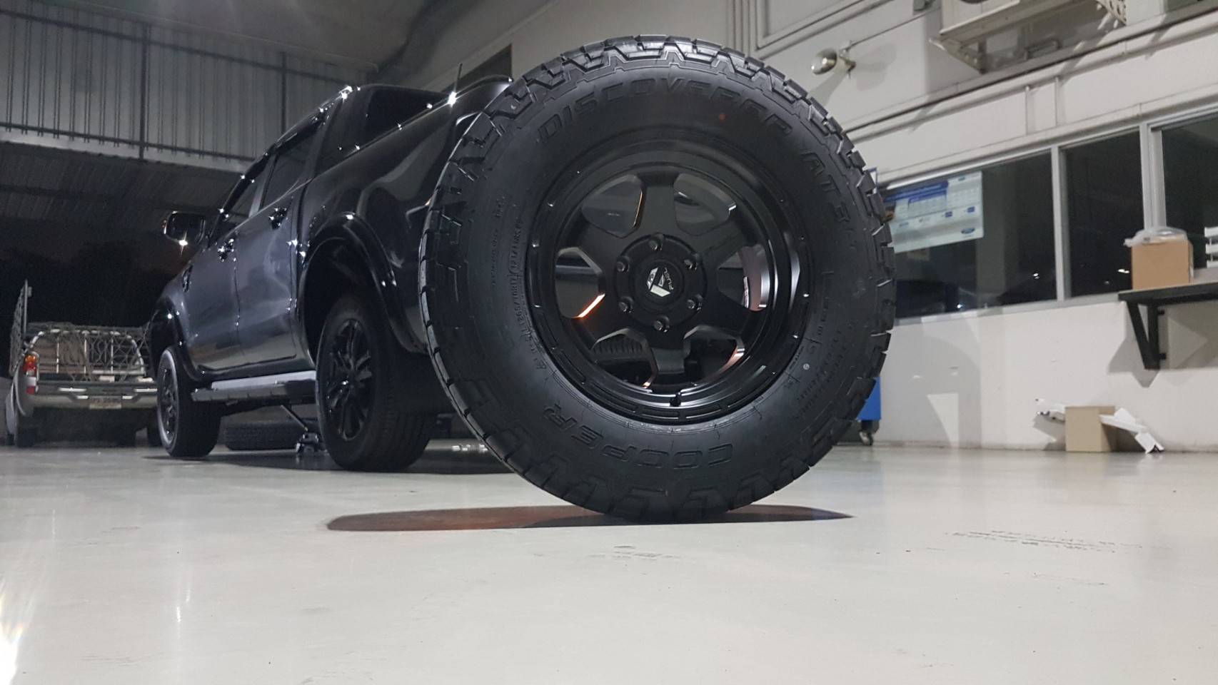 FUEL SHOK ขอบ17 ราคาพิเศษที่ STEP9