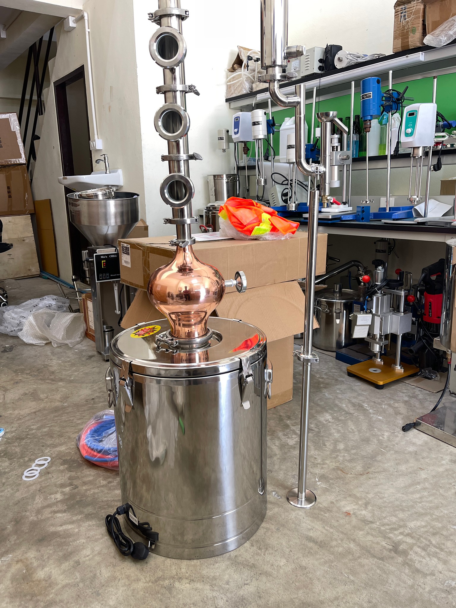 Yantai-01 PRO 60L หม้อกลั่นไฟฟ้า กลั่นเหล้า ไวน์ น้ำมันหอมระเหย