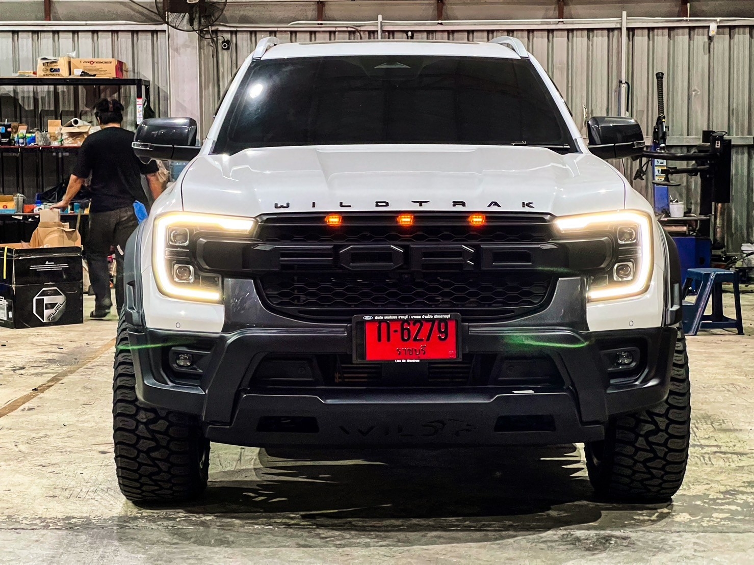 ชุดแต่ง FORD EVEREST NEXTGEN WILDTRAK ราคาถูกที่ STEP9