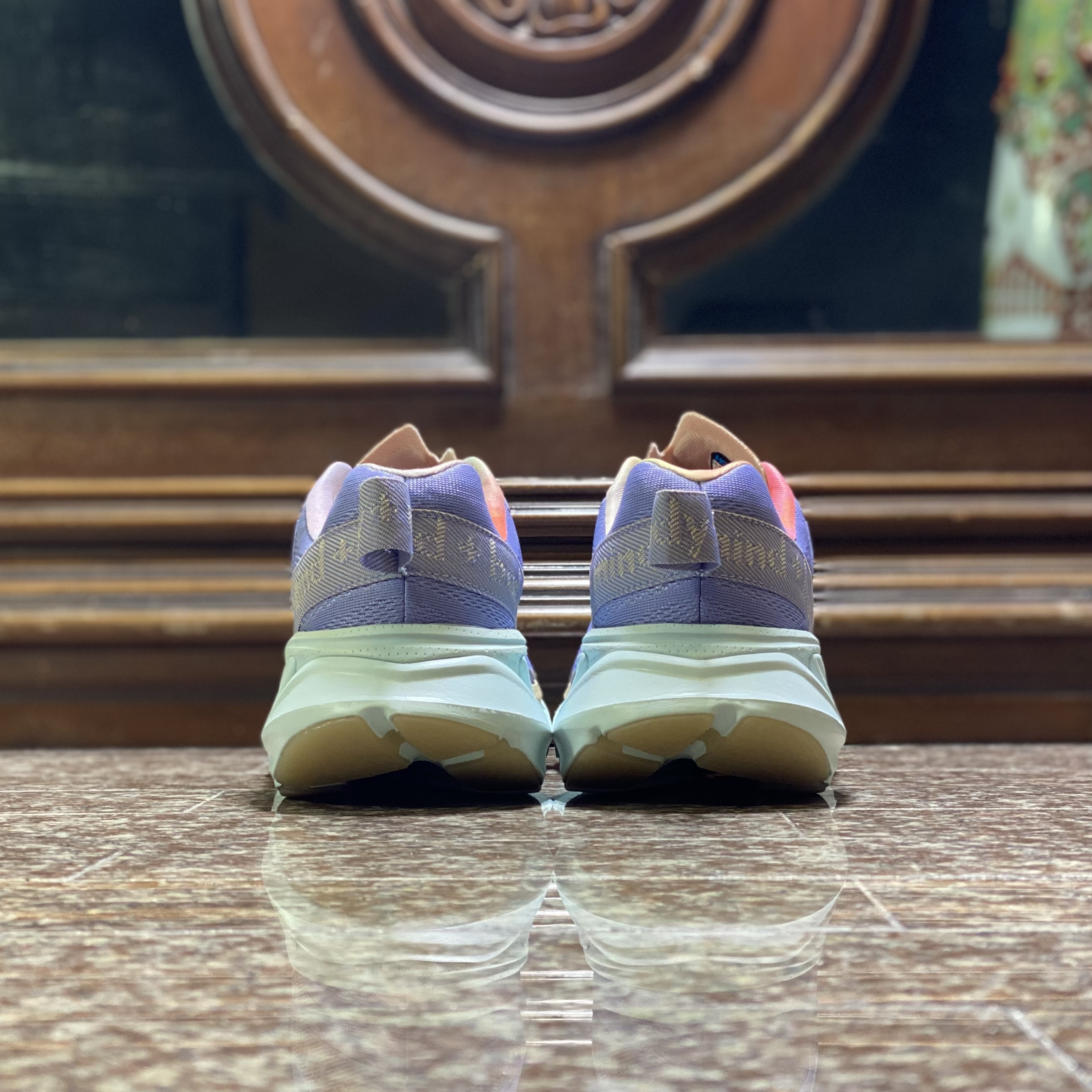 รองเท้า HOKA Elevon 2 ‘Mental Health’ (M9US)