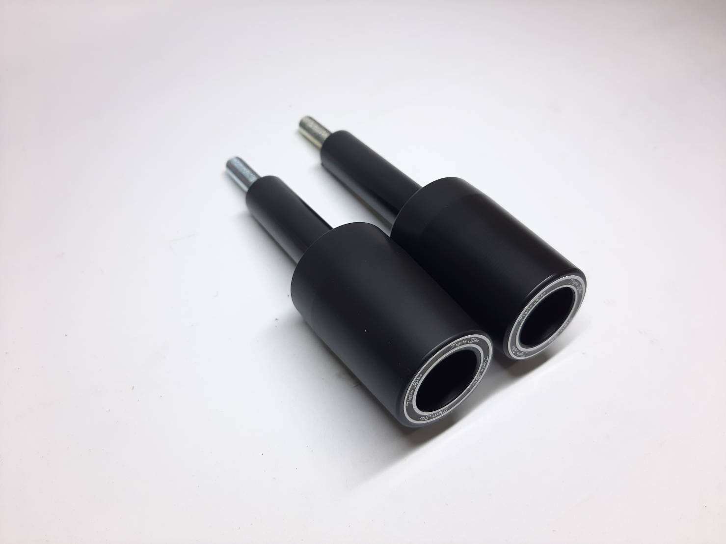 กันล้มข้าง CBR650F CB650F CBR650R CB650R แบร์น Tigris กันล้มผลิตจากอลูมิเนียมนำเข้า เกรด6061T651 และPOM ติดตั้งง่าย(65) สีดำ