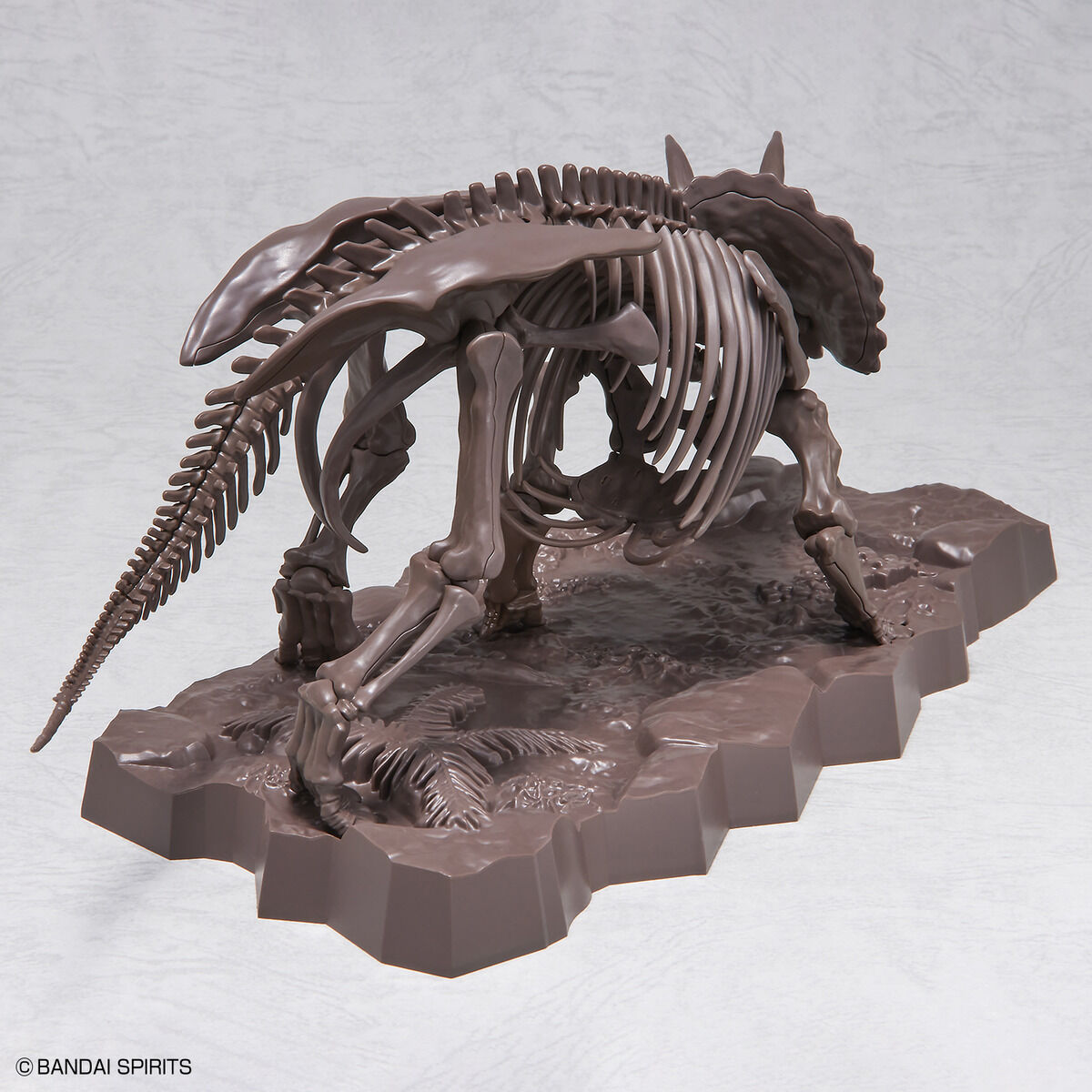 1/32 IMAGINARY SKELETON TRICERATOPS