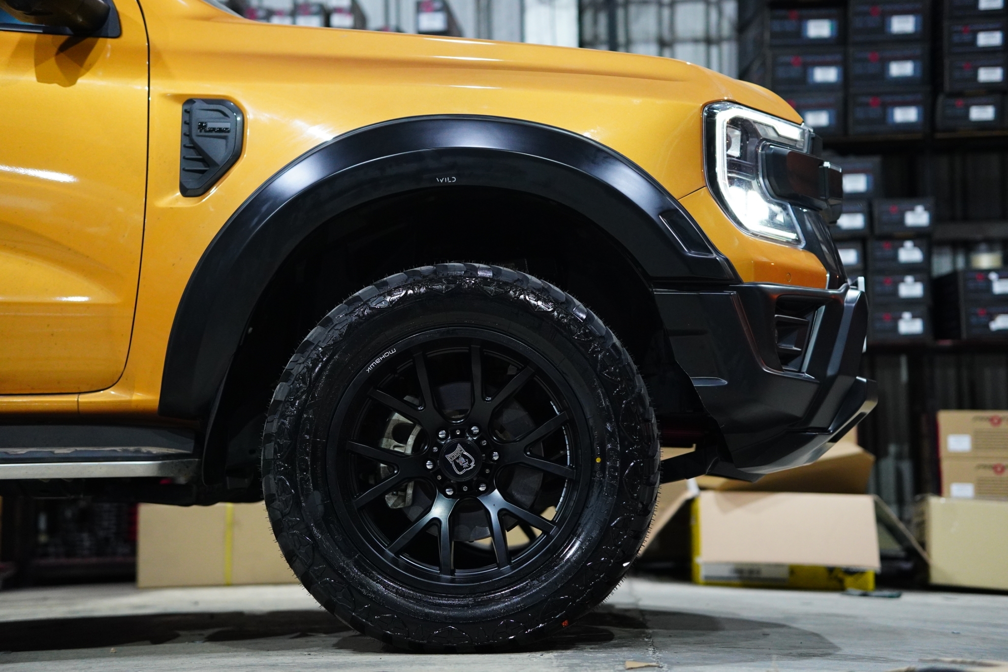 FORD RANGER NEXTGEN จองคิวมาจาก ชุมพร แต่งทรงเมกาที่ STEP9