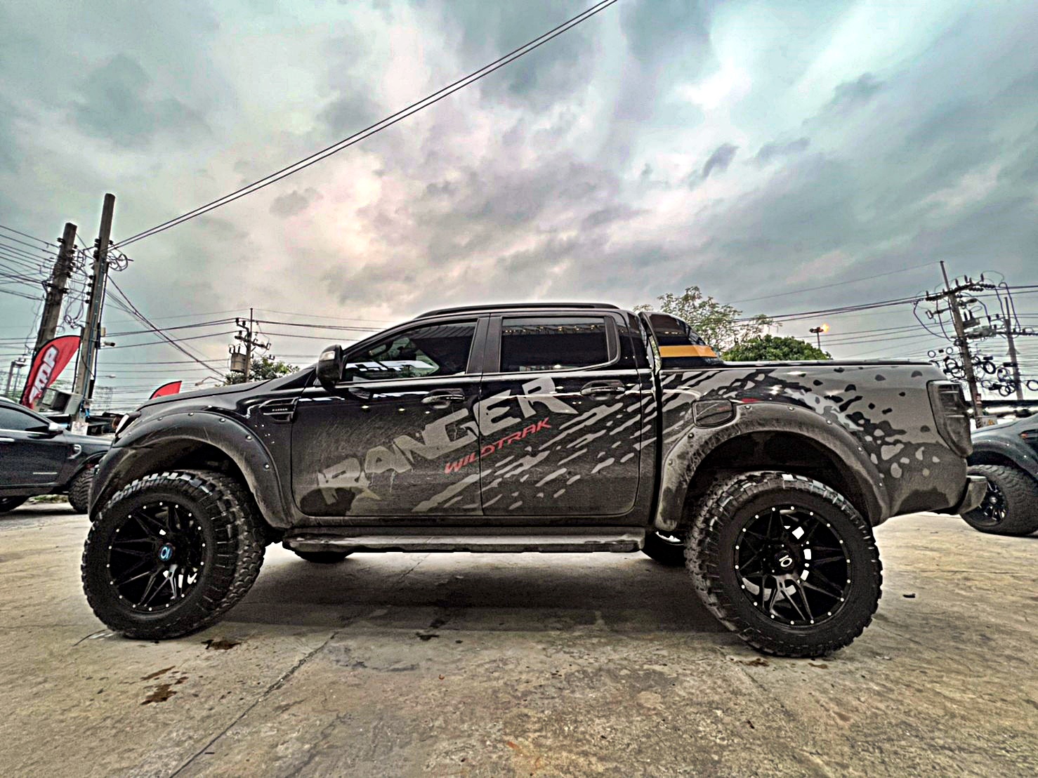 #FORD_RANGER_จองคิวมาจากขอนแก่น แต่งเมกาที่ STEP9