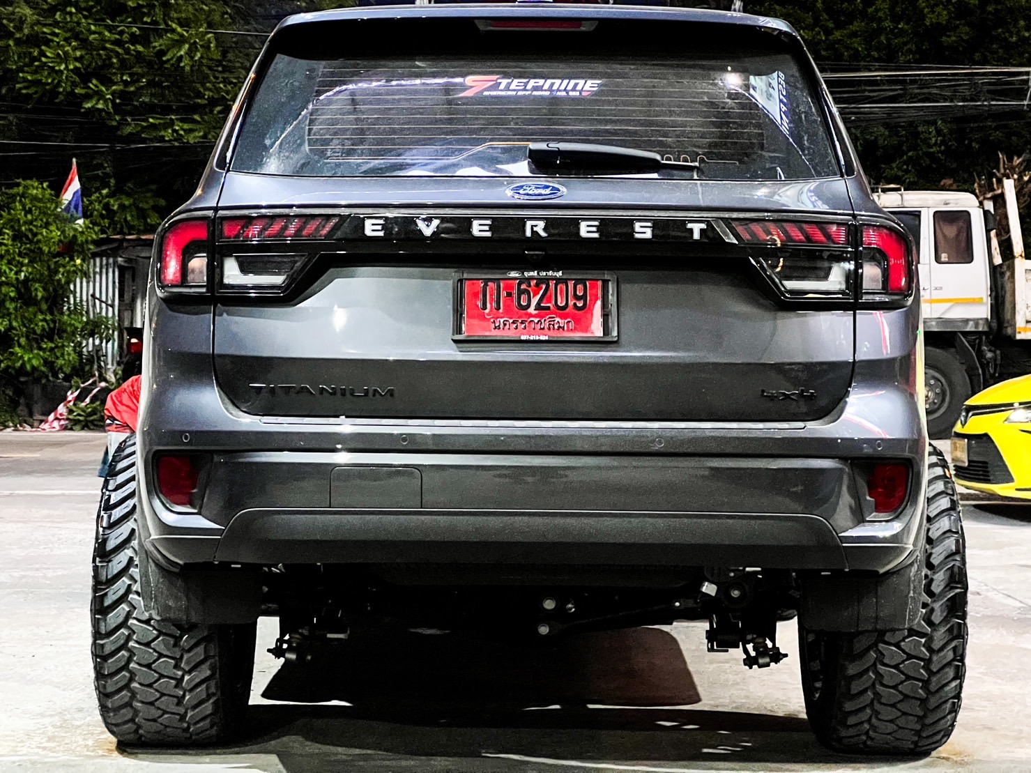 FORD EVEREST NEXTGEN ลูกค้าประจำ ได้คันใหม่ก็เข้ามาจัดทรงเมกาอีกคัน