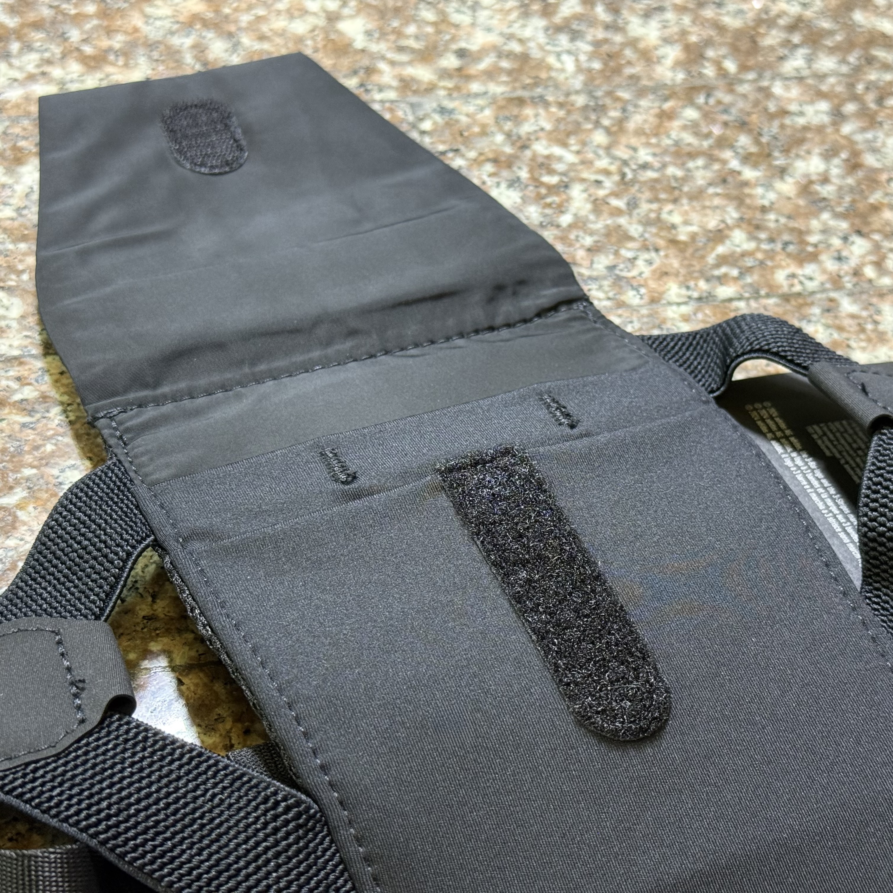กระเป๋าวิ่ง Adidas Running Pocket Bag ‘BLACK’
