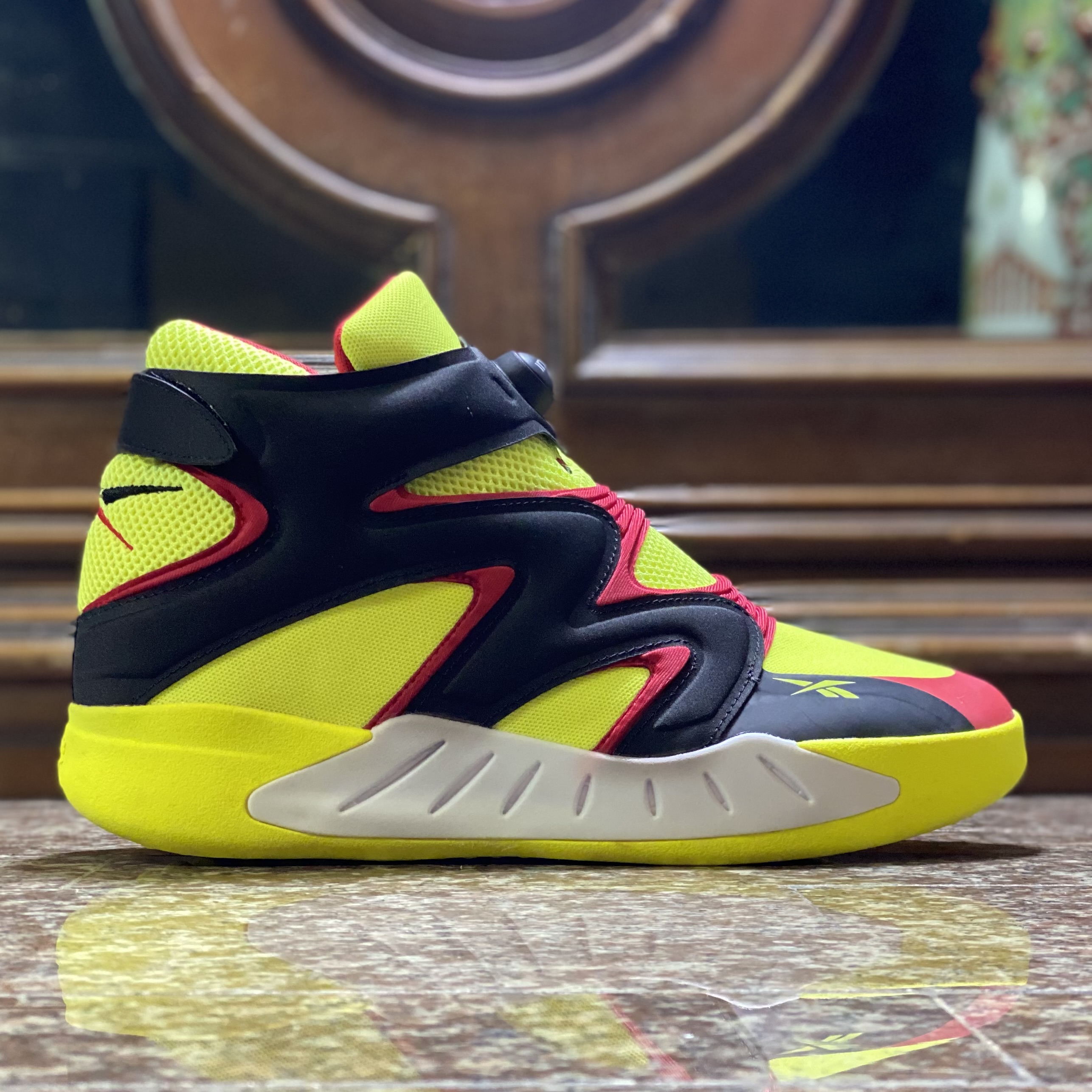 รองเท้าบาส Reebok InstraPump Fury Zone (M10US)