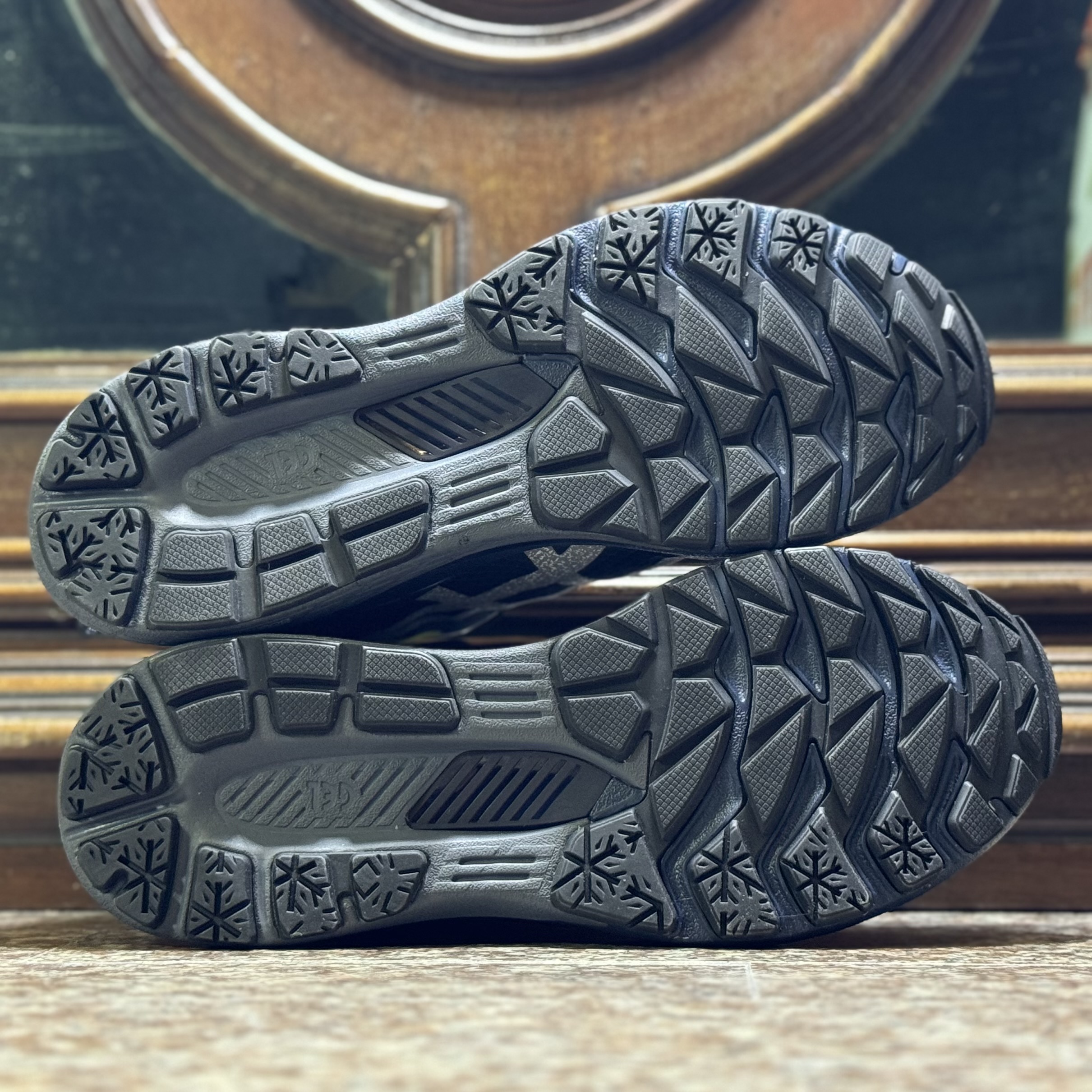 รองเท้าวิ่ง ASICS Gel Kayano 28 AWL ‘LIMITED’ (M8US)