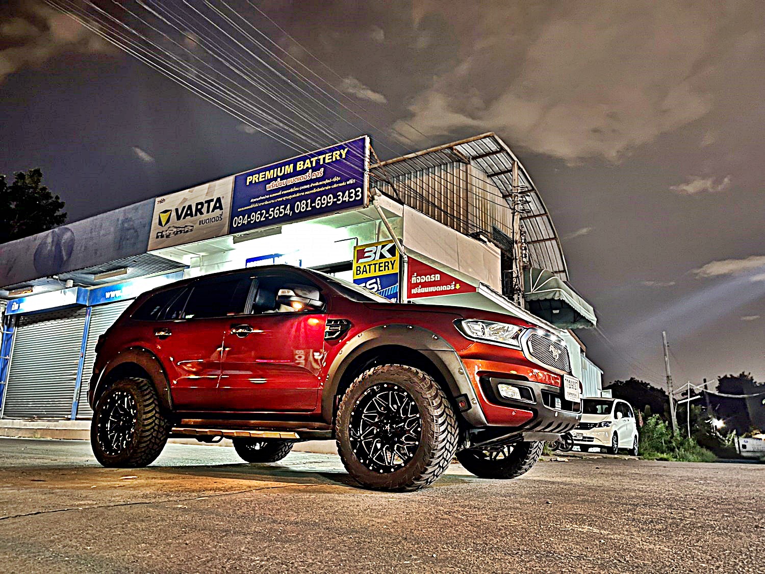 FORD EVEREST แบบไม่ยก โคตรเต็ม