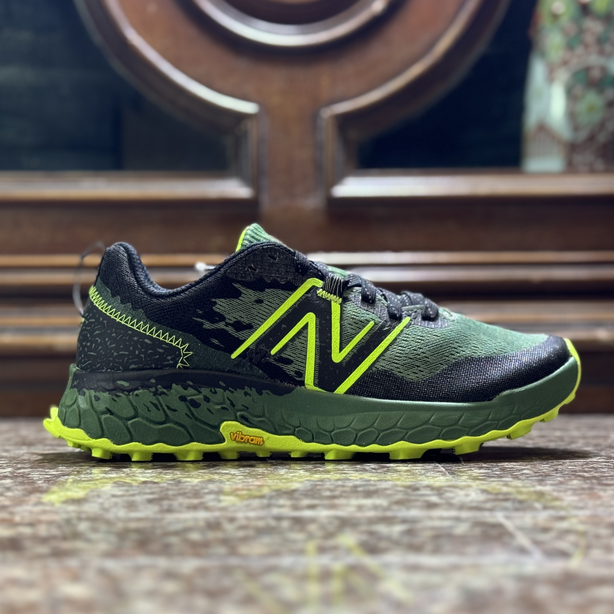 รองเท้าวิ่งเทรล New Balance Fresh Foam X Hierro V7 (M7/7.5US)