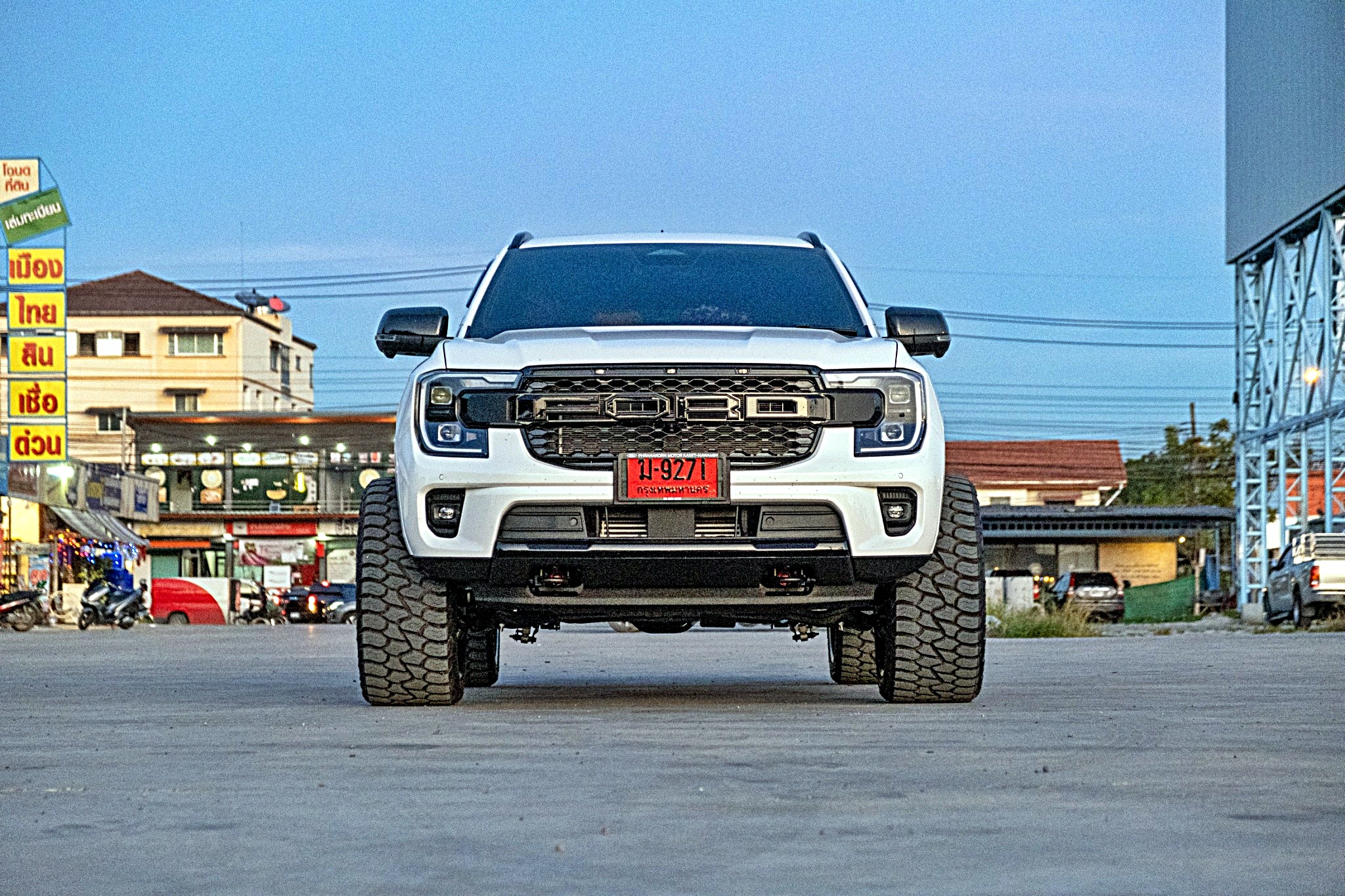 FORD EVEREST NEXTGEN ล้อแท้ HOSTILE H120 ขอบ22 ที่ STEP9