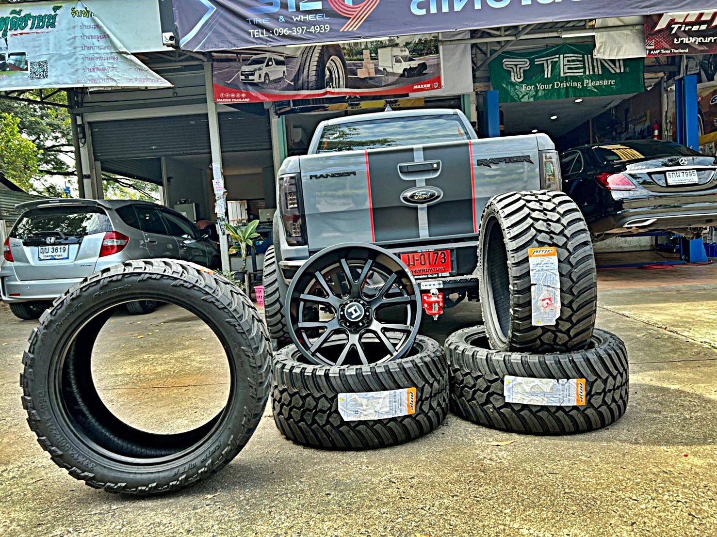 FORD RAPTOR ทรงเมกา่ ล้อ HOSTILE H113