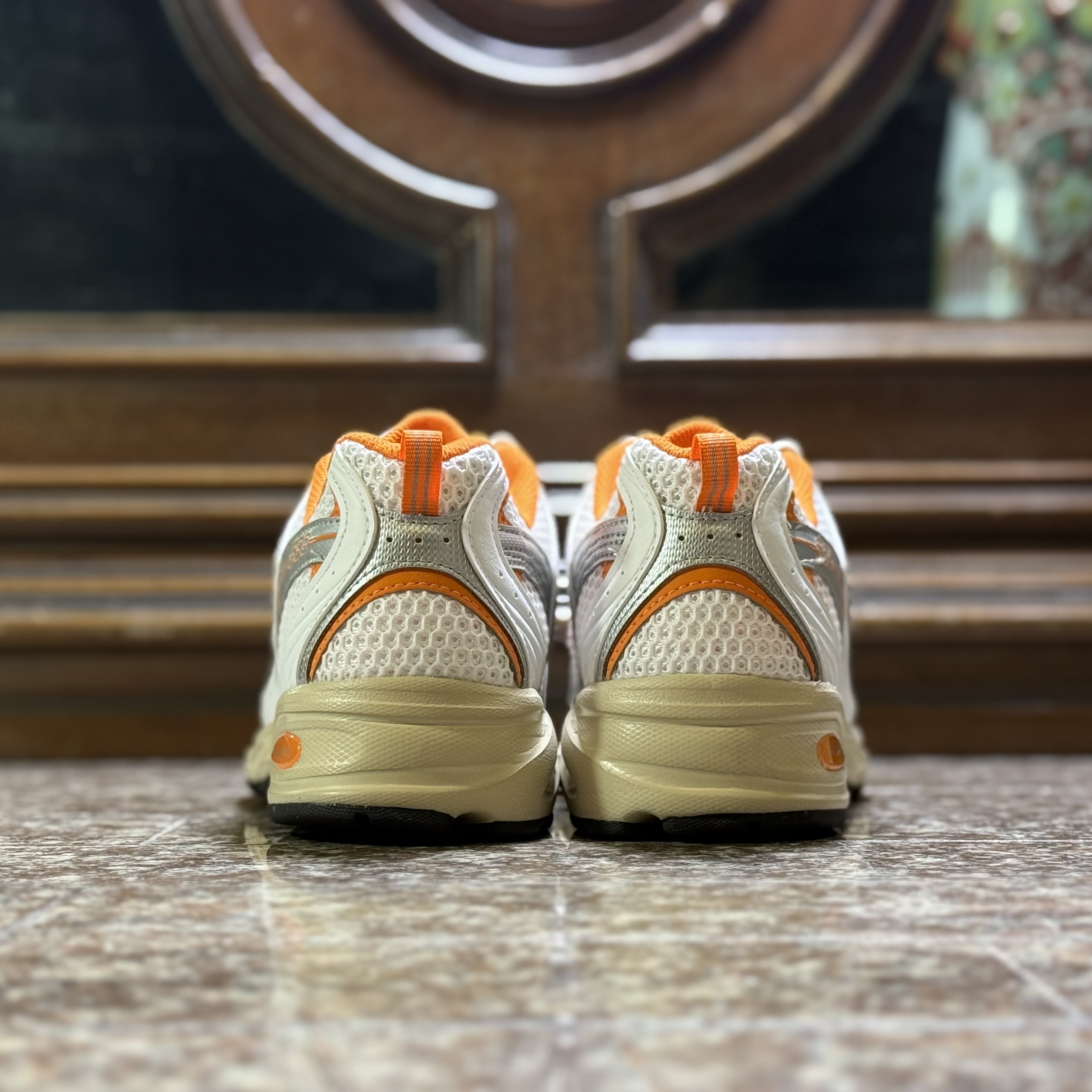 รองเท้า New Balance 530 ‘White/Sun Glow’ (M8/8.5/9/11US)
