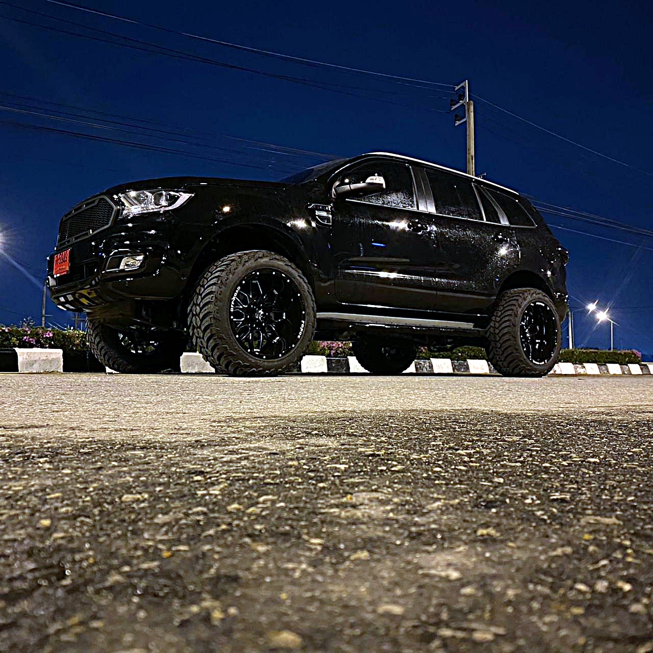 FORD EVEREST จัดทรงเมกาที่ STEP9