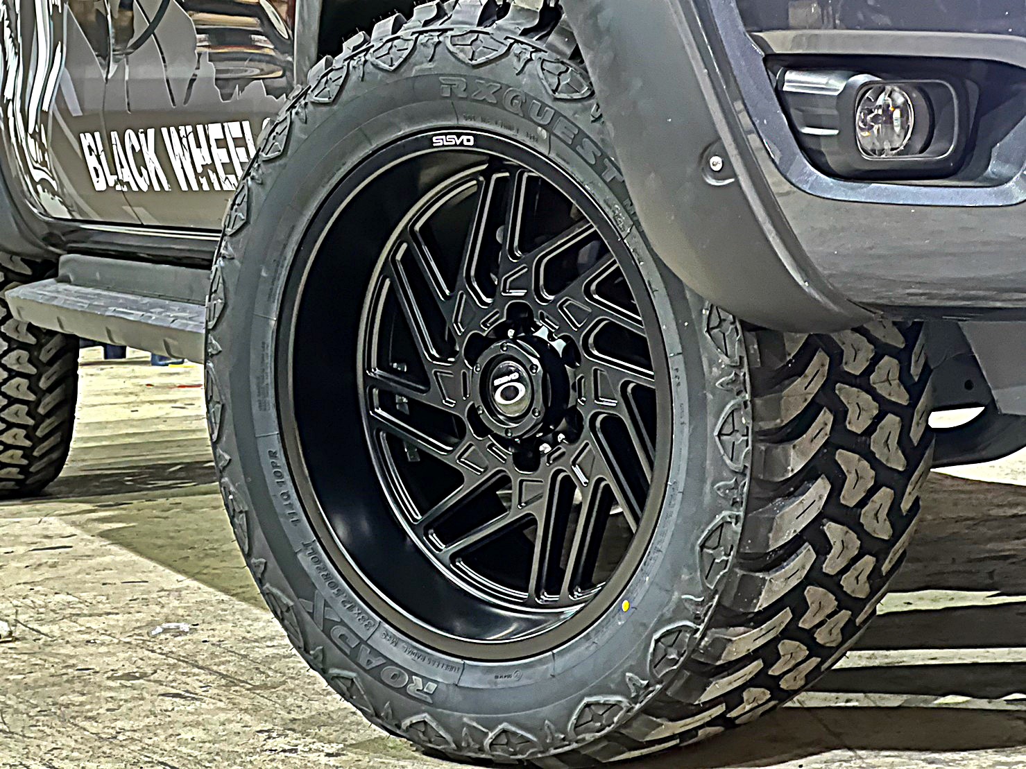 FORD RANGER แต่งทรงเมกาที่ STEP9