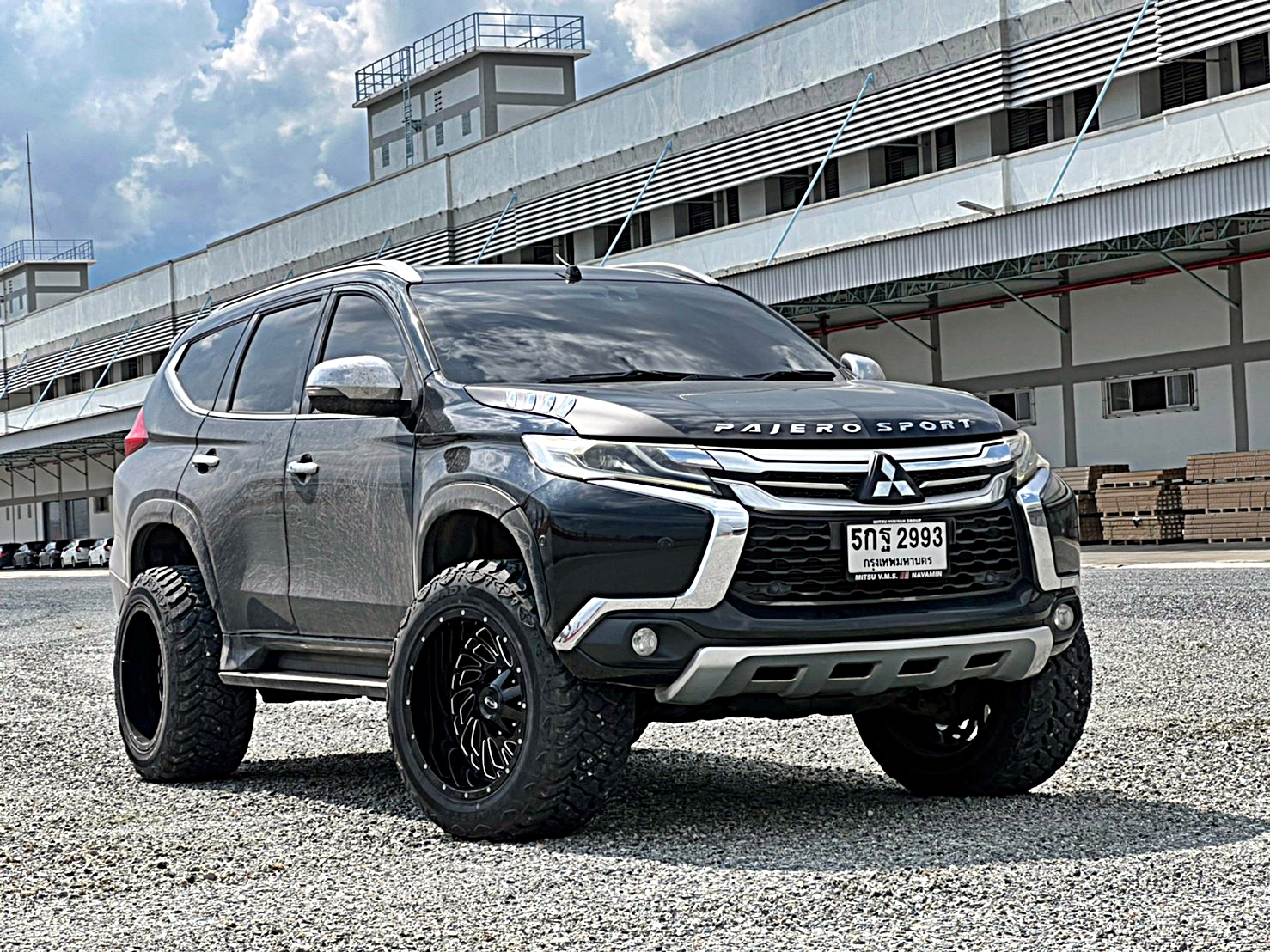 #PAJERO_ทรงเมกา ที่ STEP9