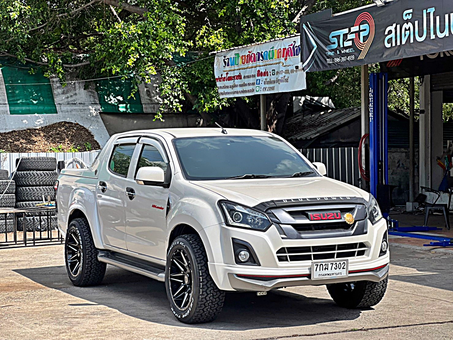 D-MAX แบบไม่ยก