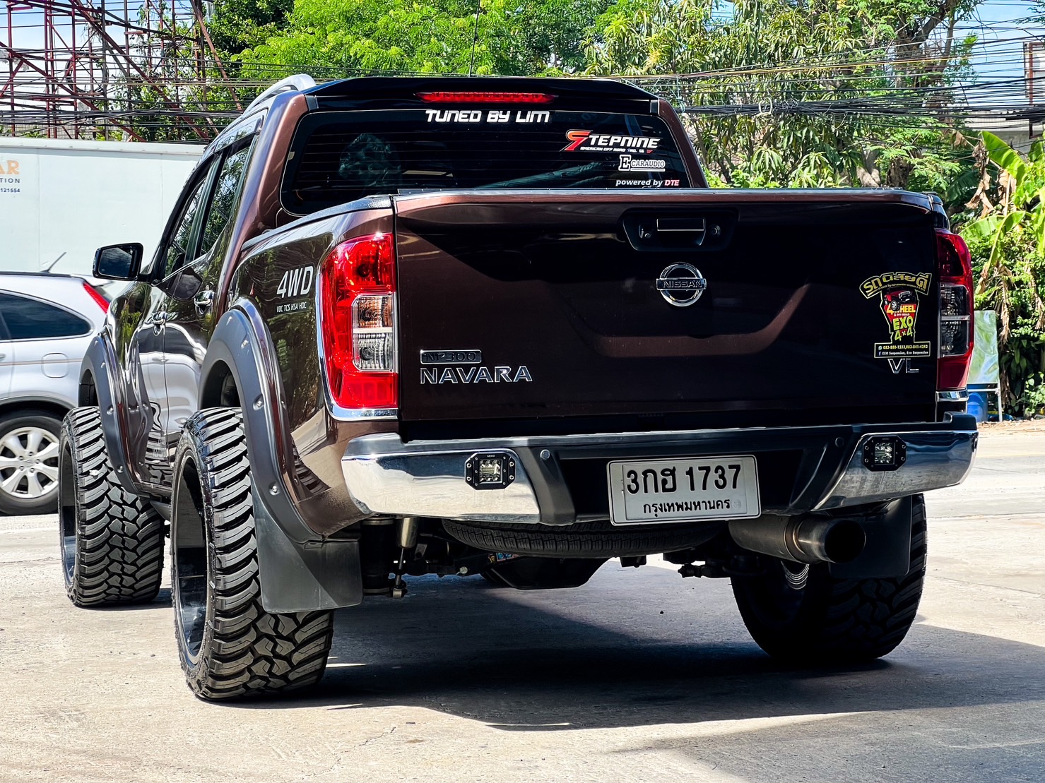 NISSAN NAVARA แต่งทรงเมกาที่ STEP9